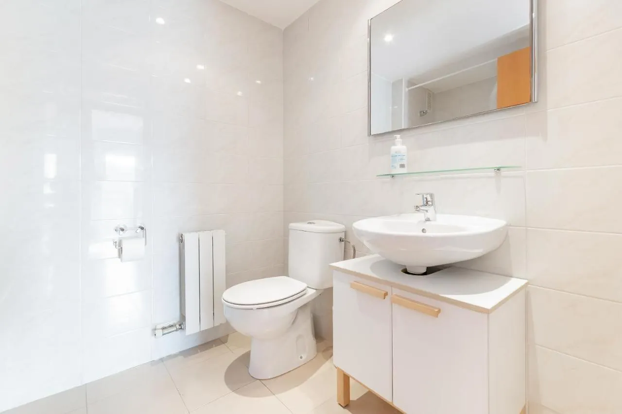 Soul: Bonito Apartamento Con Terraza Sitges